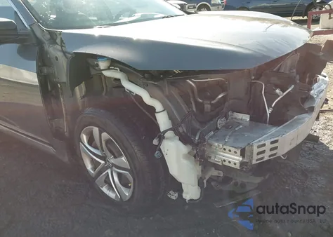 2016 Honda Civic Lx z USA, uszkodzony, nr VIN 19XFC2F53GE099656